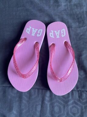 GAP Pink Glitter Strap Flip Flops
